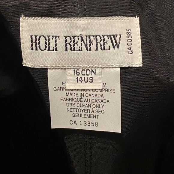 Holt Renfrew Zip Up Black Tube Top Size 16CDN 14US - Picture 2 of 4